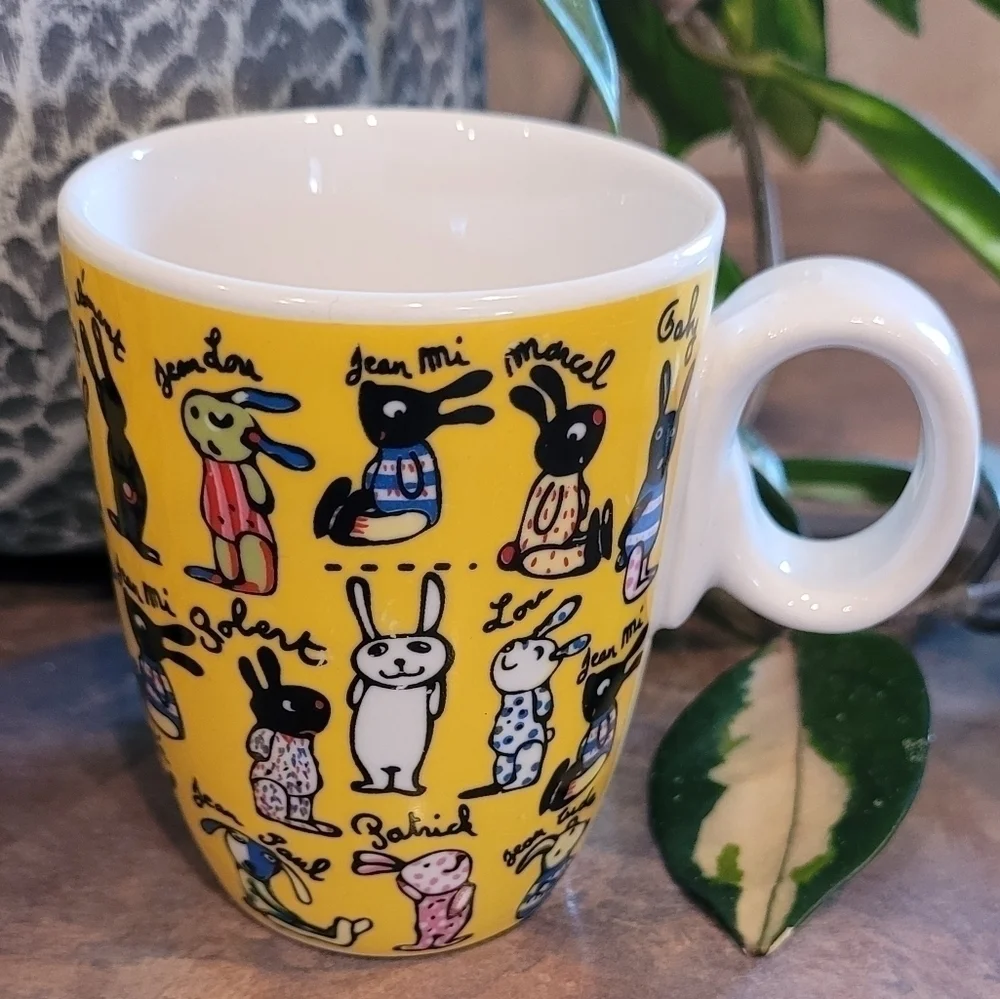 ADORABLE Petite Mugs, Unique Rabbit Pattern - Picture 2 of 11